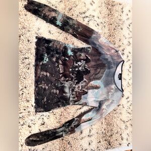 Mesh Long sleeve Top Medium